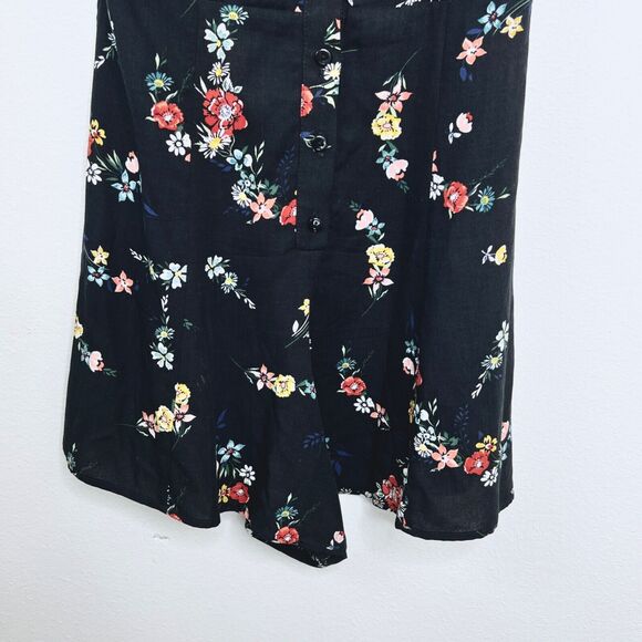 Urban Outfitters Womens Black Floral Sleeveless Button Down Romper Size XS - Picture 4 of 6